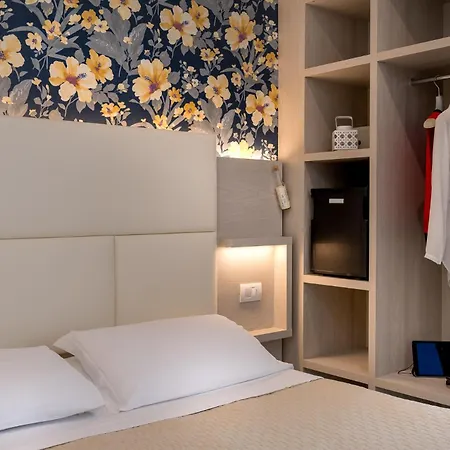 Hotel Corona 3* リッチョーネ