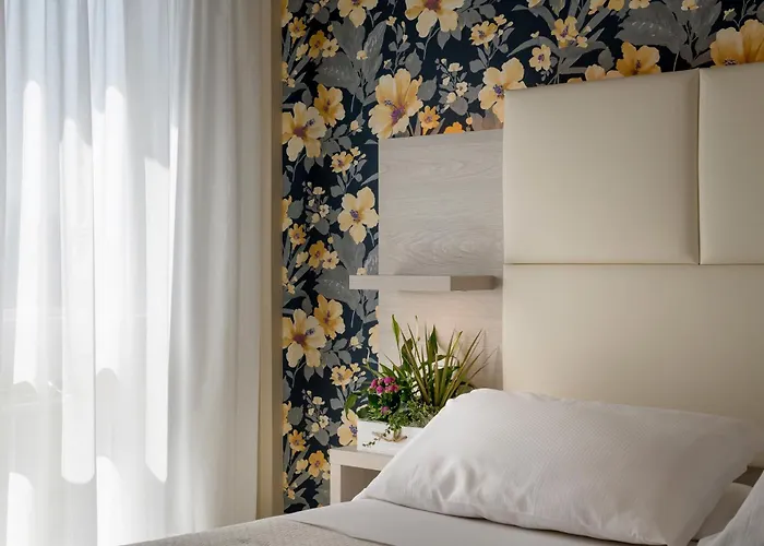 Hotel Corona 3*