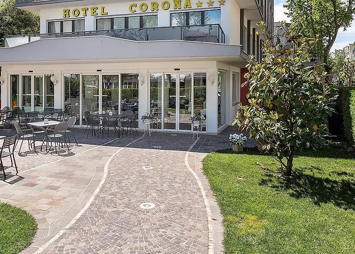 Hotel Corona 3*