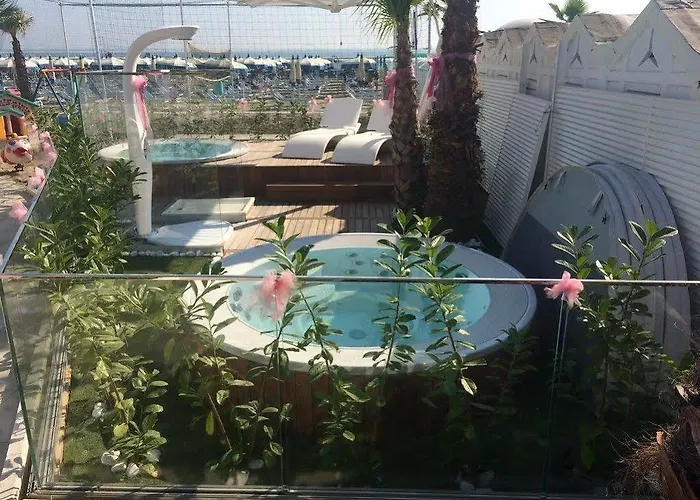 Otel Hotel Corona