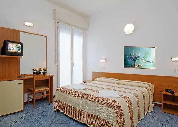 Otel Hotel Corona 3*